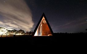 Romantic Luxury Tiny Home In An Idyllic Setting